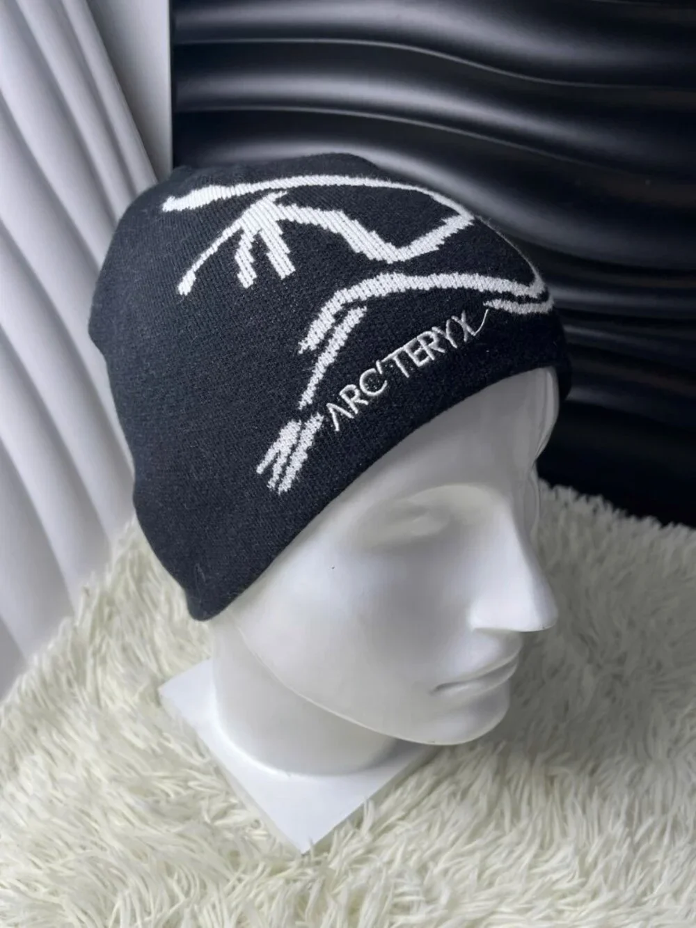 Arc Black Bird Graphic Knit Beanie Unisex Winter Hat